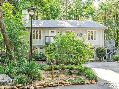 2728 Woodlore Trl, Winston Salem, NC, 27103