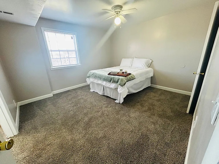 Berkshire Place Apartments — Photo 3