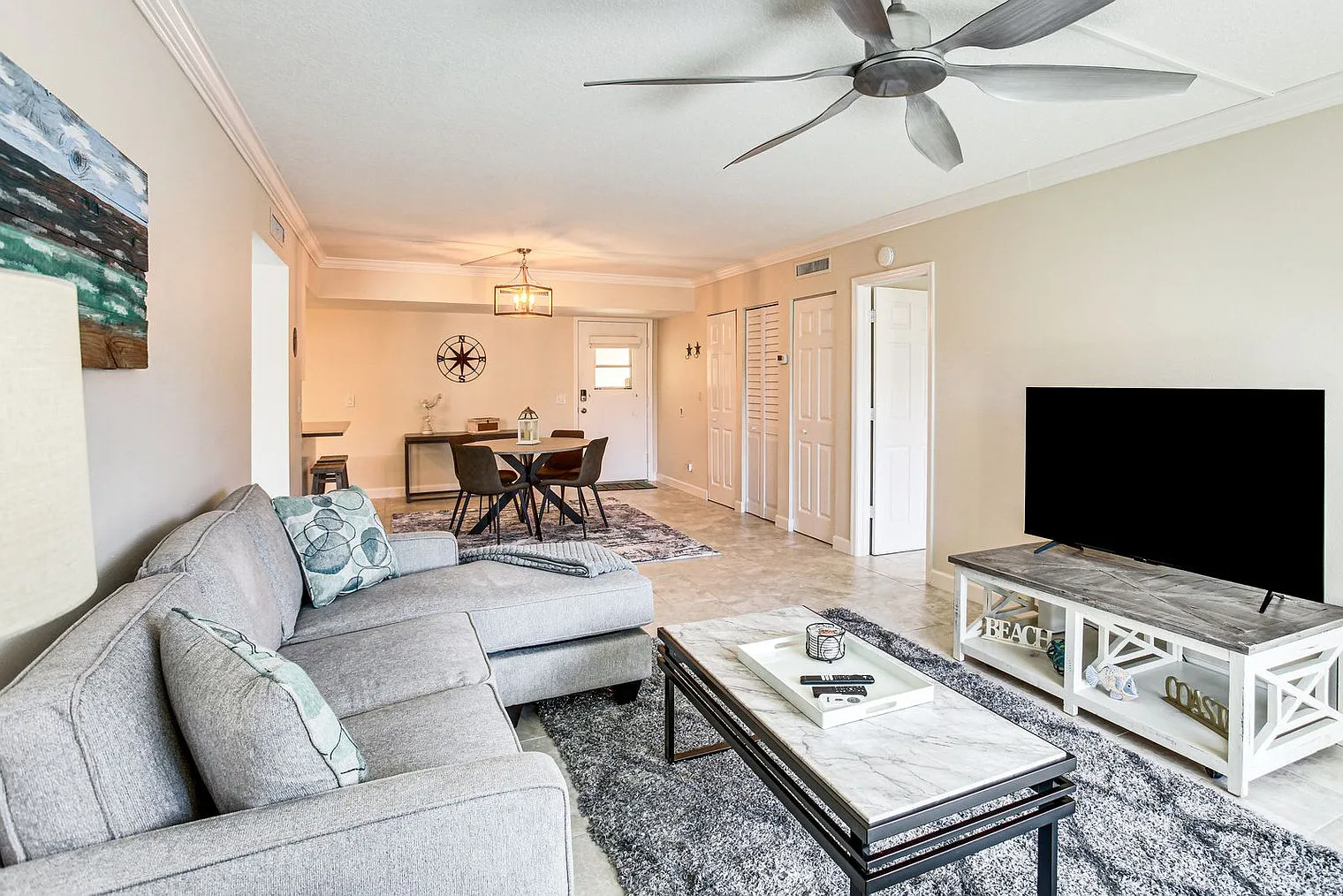 2 bed, 2.0 bath, 1076 sqft, $2,483 — Photo 4