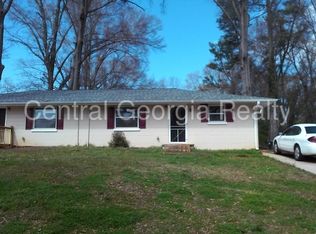 833 E Tinsley St, Griffin, GA 30223