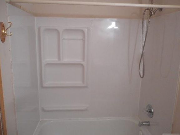 5th image of 332 Palisades Poin
