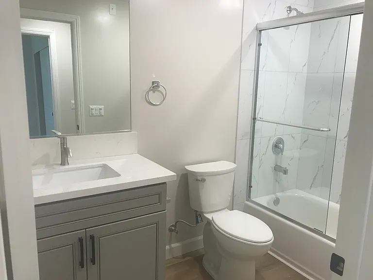5120 Cahuenga Blvd #103 — Photo 39