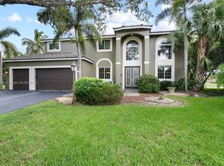 10050 NW 56th Ct, Coral Springs, FL 33076