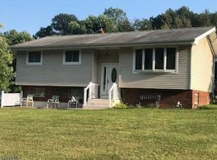 369 Church Rd, Milford, NJ 08848