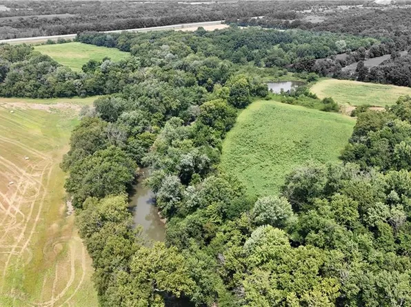 69 Xavier Rd, Fulton, KS 66738