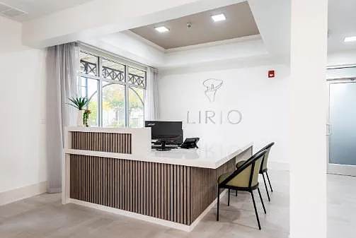 Lirio — Photo 45