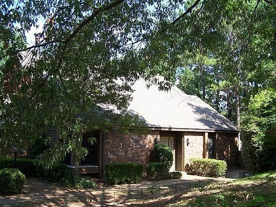 2nd image of 5 Dove Way Cir