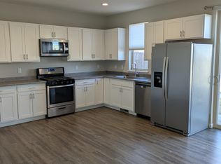408 Chickadee Ln, Gypsum, CO 81637