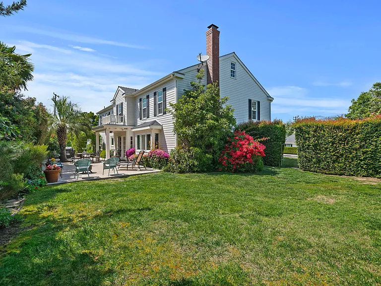 1225 Bel Air Dr — Photo 12