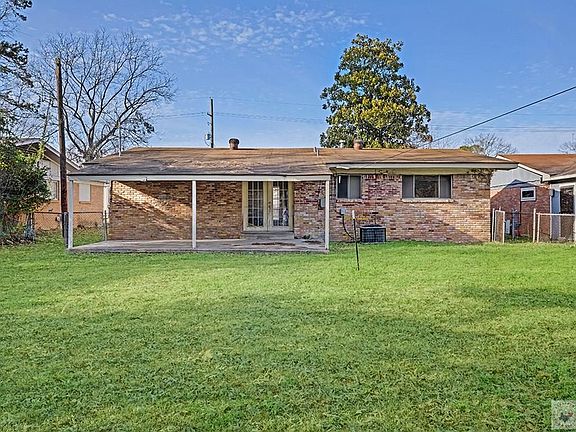 5th image of 504 Redwater Rd