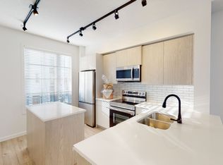 82 Walgrove Cmn SE, Calgary, AB T2X4C2