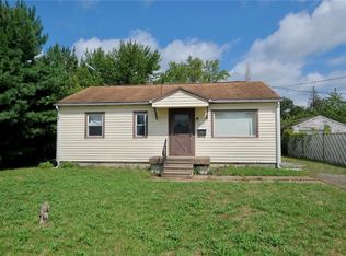 2066 Beverly St NW, Warren, OH 44485