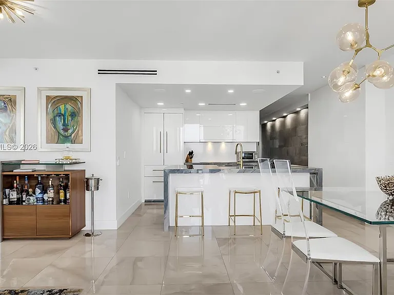 5875 Collins Ave #1807 — Photo 24