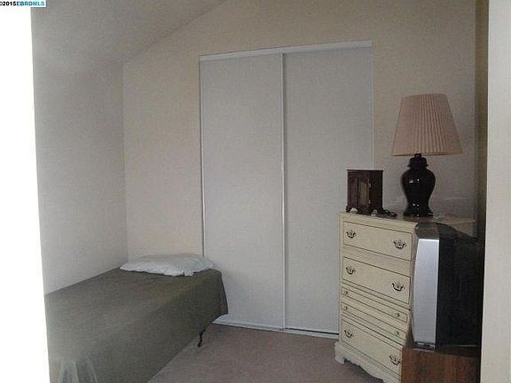 4th image of 27755 Pistachio Ct
