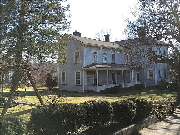 2nd image of 530 E Brady St