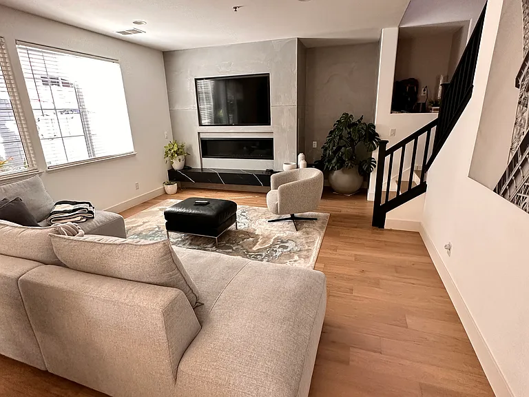 242 Lighthouse Dr — Photo 6