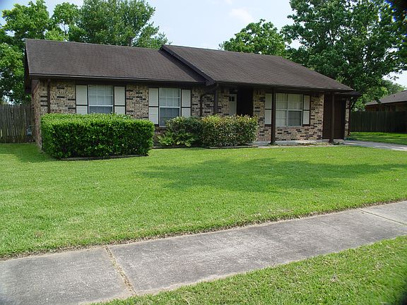 2nd image of 2711 Orion Dr