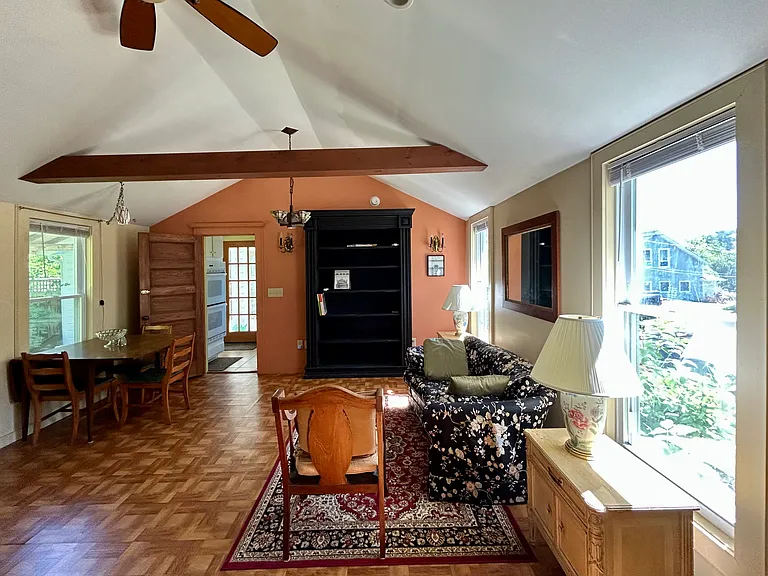 58 Shore Dr #B — Photo 6