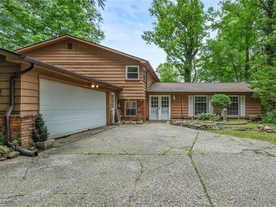 12084 Heath Rd, Chesterland, OH, 44026