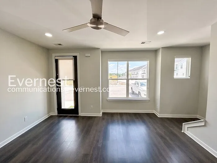 614 Mason Ward Pl — Photo 5