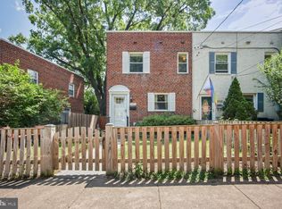 2937 Landover St, Alexandria, VA 22305