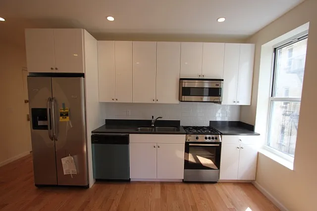 247 Wadsworth Ave #3B — Photo 5