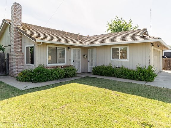 2nd image of 1070 E 23rd St