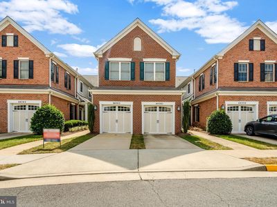 44063 Vaira Ter, Chantilly, VA, 20152
