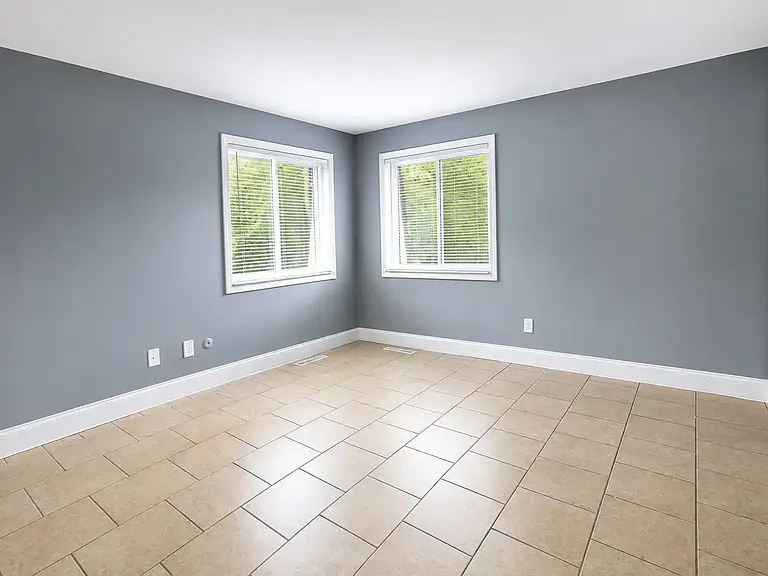 370 Villabrook Dr #3 — Photo 12