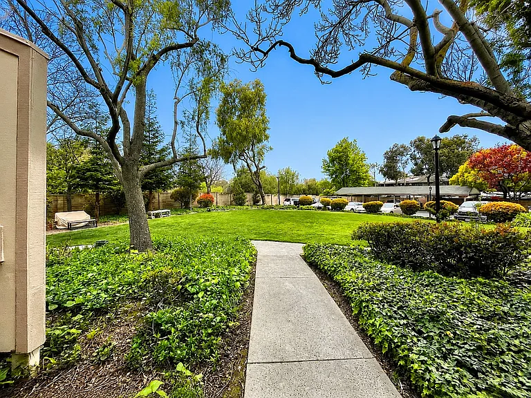1245 Coyote Creek Pl — Photo 19