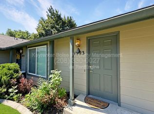1925 S Priest Pl, Boise, ID 83706