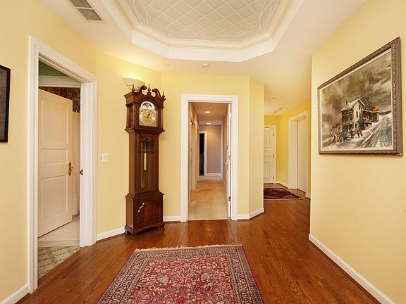 2nd image of 2121 Alpine Pl Unit 804