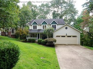 326 Seven Oaks Dr, Scott Depot, WV 25560