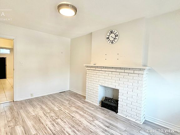 3rd image of 458 Kingston Rd #A