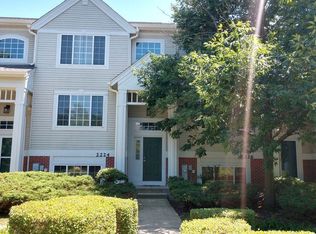 2224 Daybreak Dr, Aurora, IL 60503