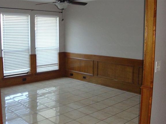 4th image of 3912 Bach Blvd