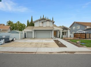 160 Meadow Brook Ct, Oakley, CA 94561