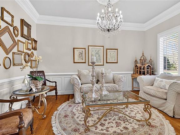 5th image of 1613 Duke Of Windsor Rd