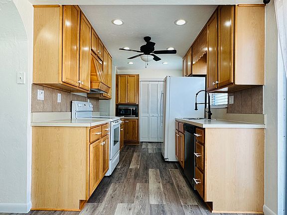4th image of 1171 Rordon Ave
