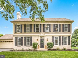 204 Greenwich Dr, Mechanicsburg, PA