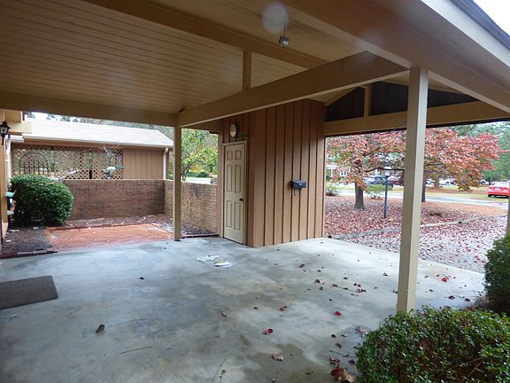 2nd image of 112 Knollwood Dr