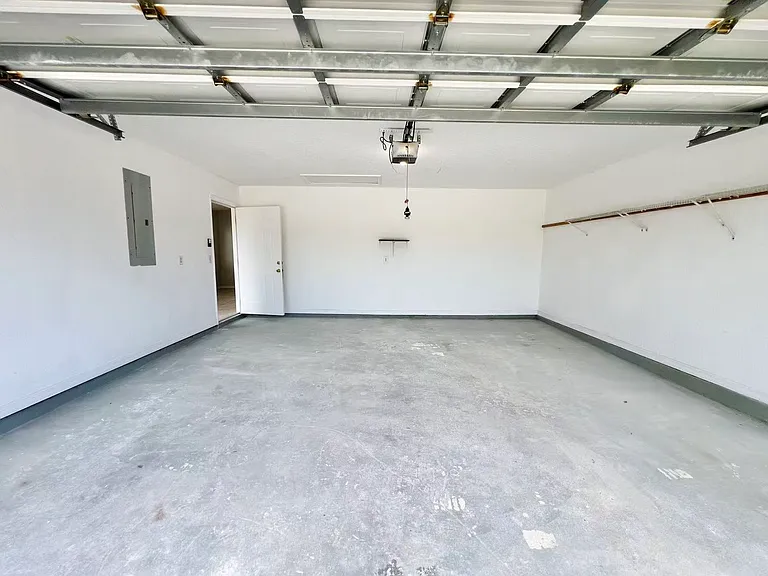 4403 Sherwood Forest Dr — Photo 22