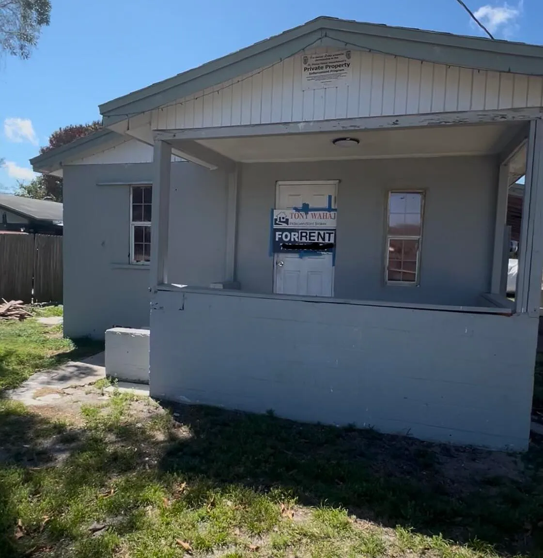 3 bed, 1.0 bath, 816 sqft, $1,450 — Photo 1