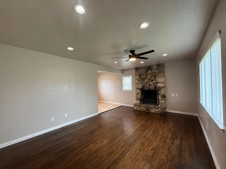 13439 Marlette Dr — Photo 4