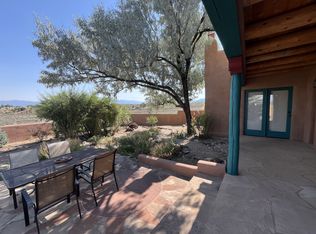 70 Irish Rd, Ranchos De Taos, NM 87557