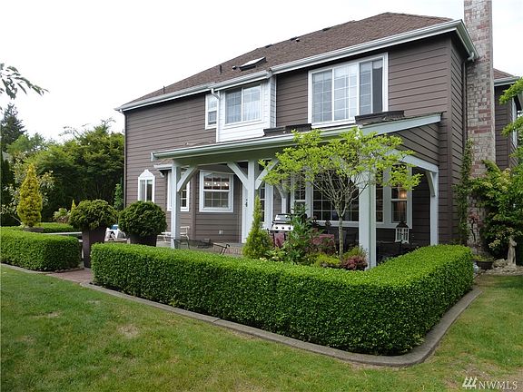 3rd image of 9428 72nd Ave NW