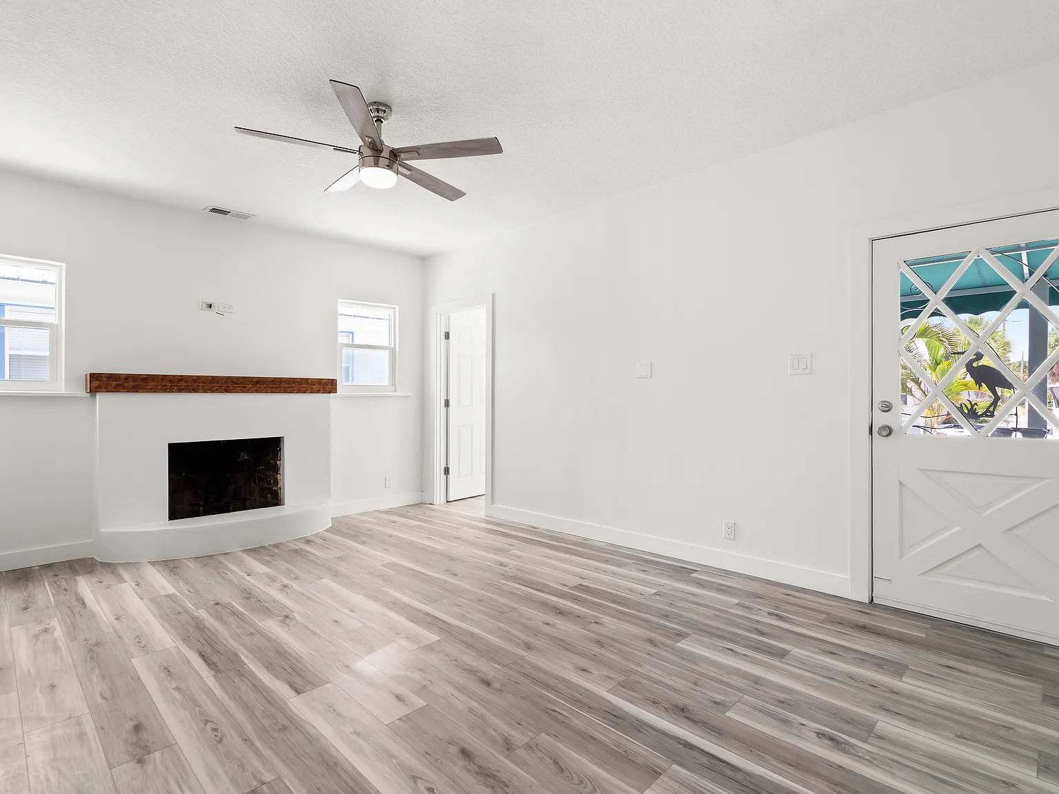 102 26th Ave — Photo 4
