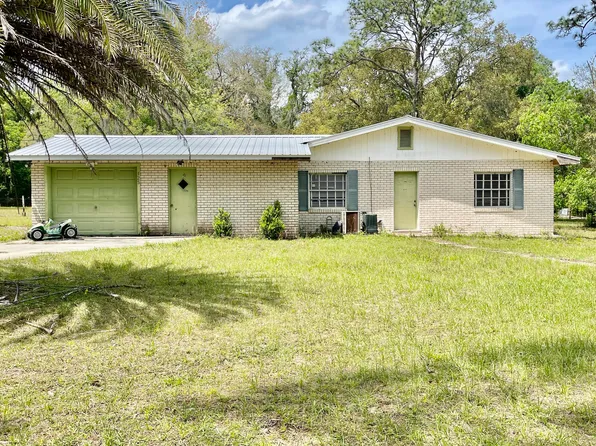 125 HART LAKE Drive, Interlachen, FL 32148