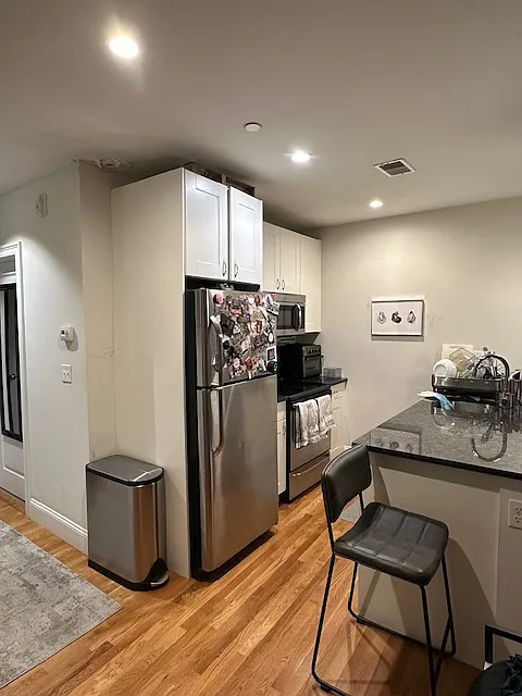 53 Fort Ave #3
