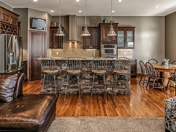 5th image of 3811 N 269th Ave
